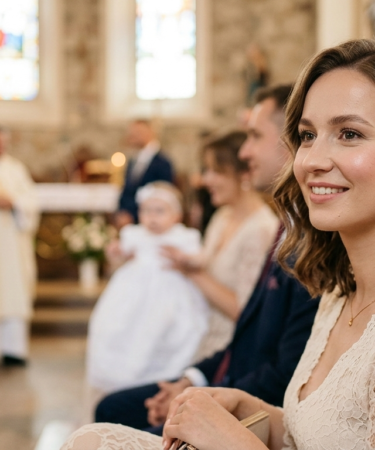 Makijaż na chrzciny - jaki makijaż na chrzest wybrać jako chrzestna i mama?