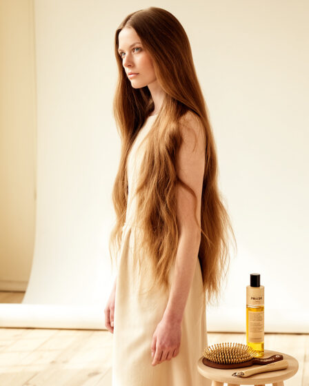 Długie włosy w naturalnej, eleganckiej stylizacji