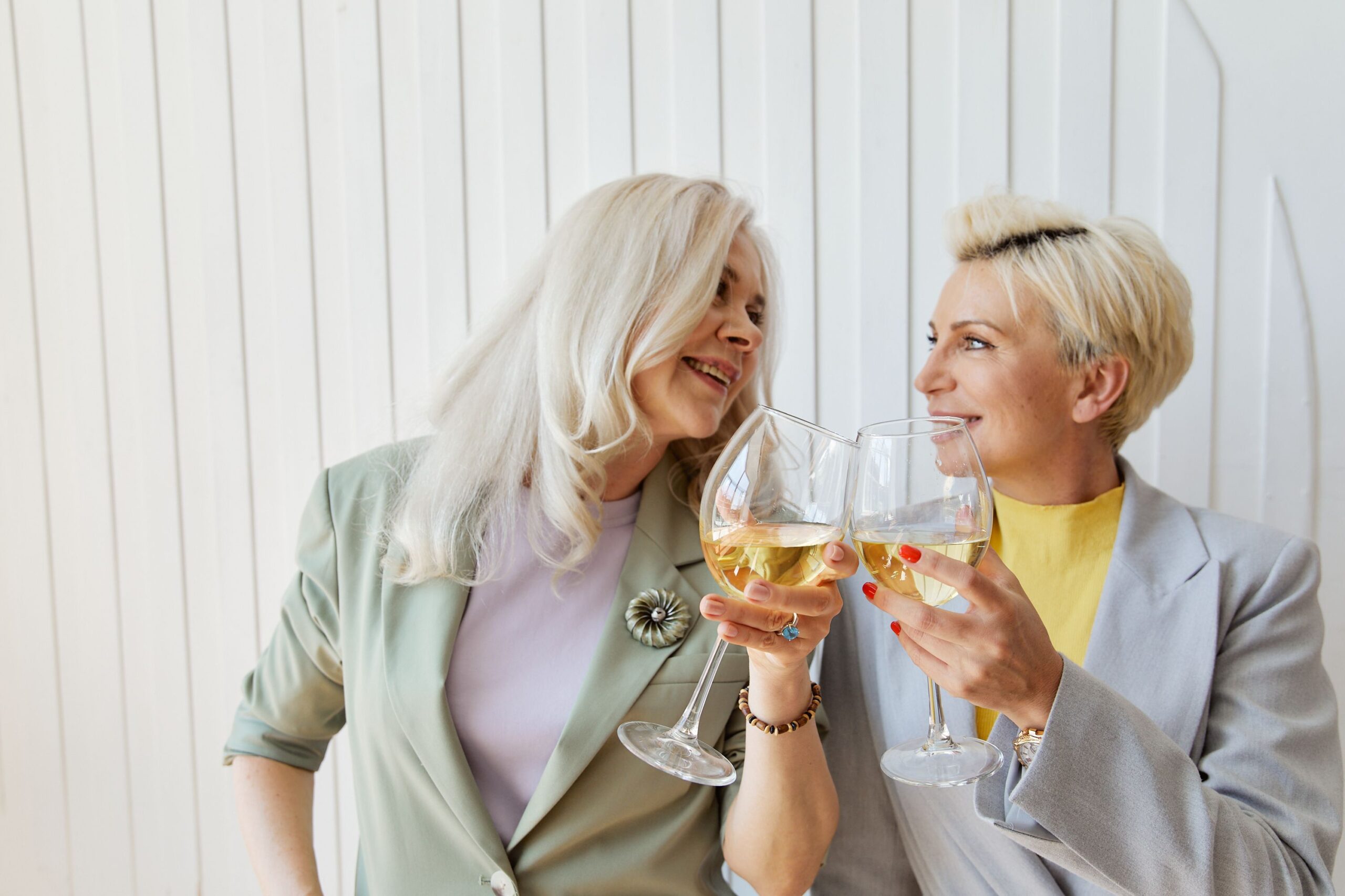 Menopauza - wiek, objawy, kiedy się pojawia - kompletny przewodnik